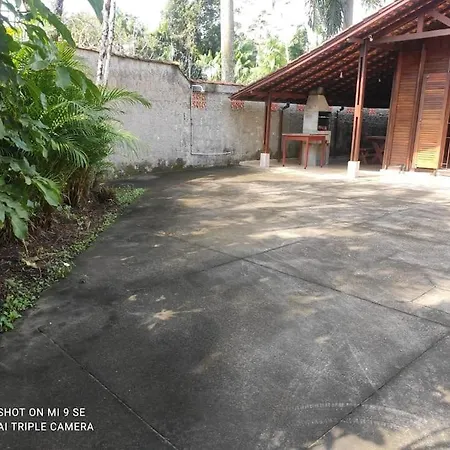Casa a 250M da praia das Toninhas-3